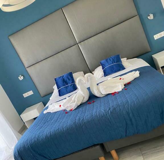 标准工作室带阳台, Hôtel Eden Cassis   Parking Privé