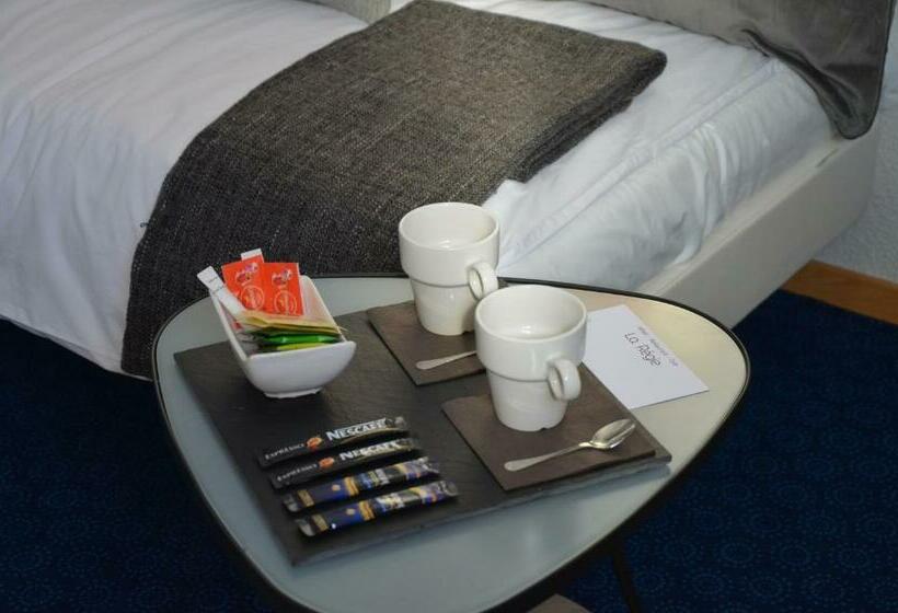 חדר סטנדרט, La Regie