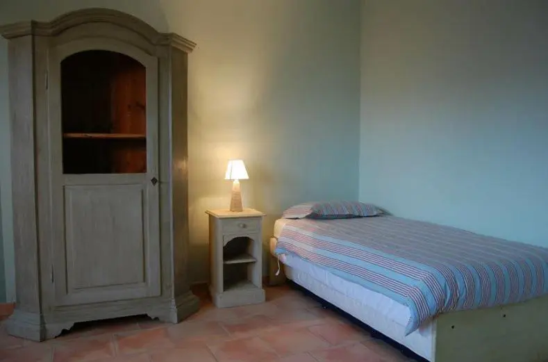 スタンダード4人部屋, Hôtel Le Relais Du Luberon