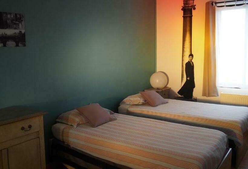 Номер Стандарт, Hôtel Le Relais Du Luberon
