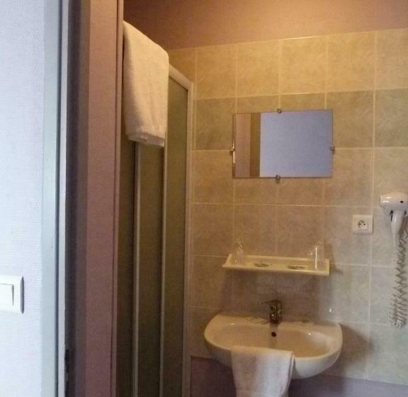 اتاق استاندارد, Hôtel Victor