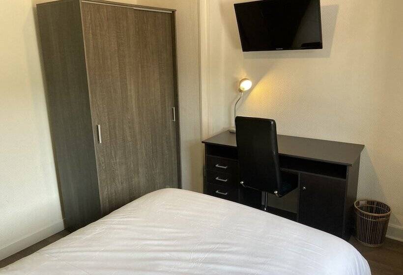 غرفة قياسية, Aigle D Or