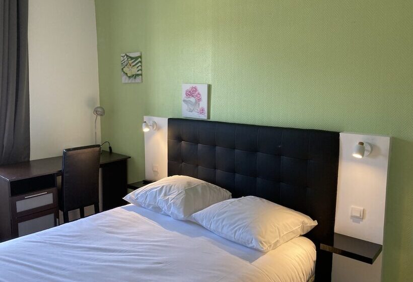 غرفة قياسية, Aigle D Or