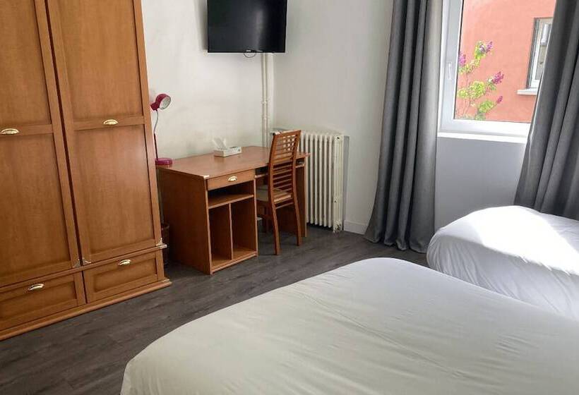 غرفة قياسية ثلاثية, Aigle D Or