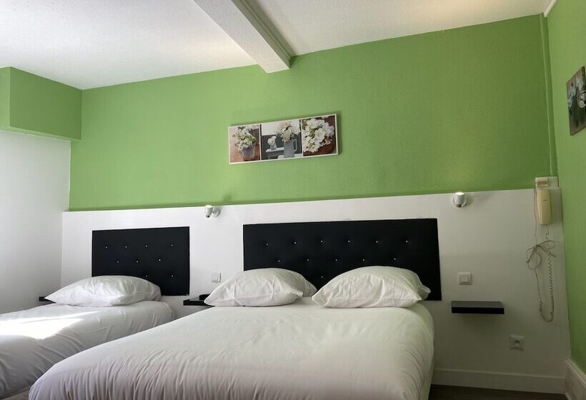 غرفة قياسية ثلاثية, Aigle D Or