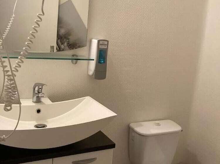 غرفة إقتصادية, Aigle D Or