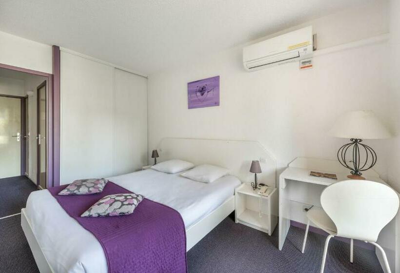 标准间, Le Clos Des Bruyeres