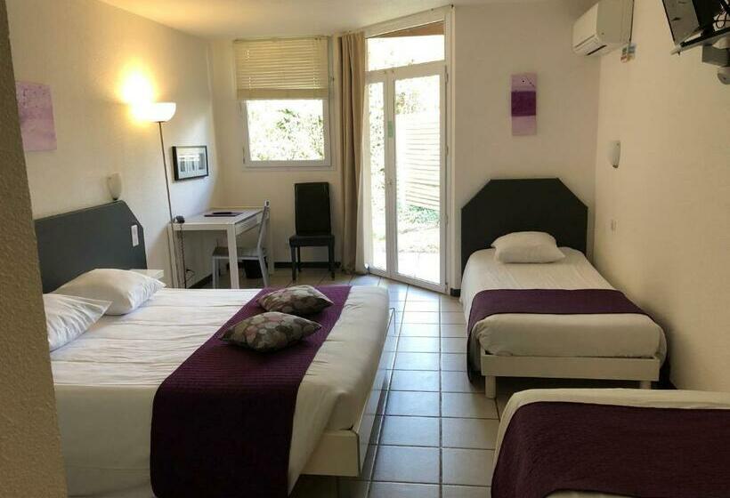 四人标准间, Le Clos Des Bruyeres