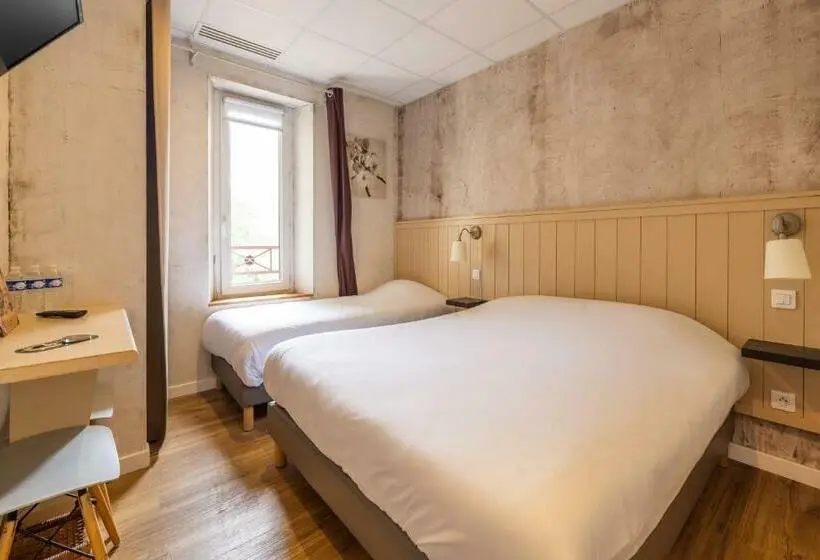 Standard Kolmen Hengen Huone, Le Relais De La Calèche