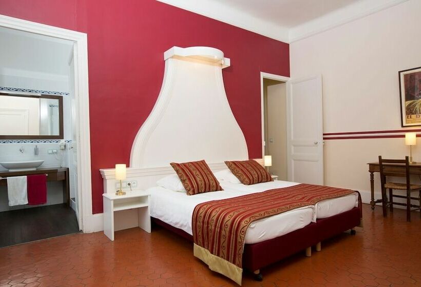 스탠다드 룸, Les Tourelles