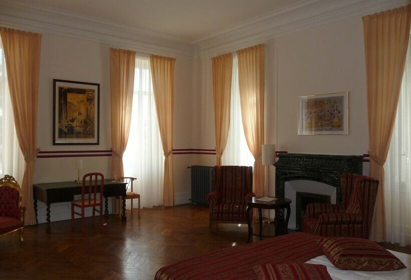 스탠다드 룸, Les Tourelles