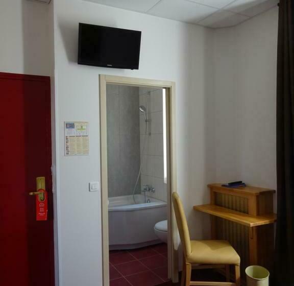 חדר סטנדרט, Restaurant Le Castel Fleuri