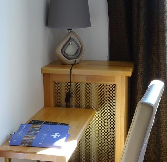 חדר סטנדרט, Restaurant Le Castel Fleuri