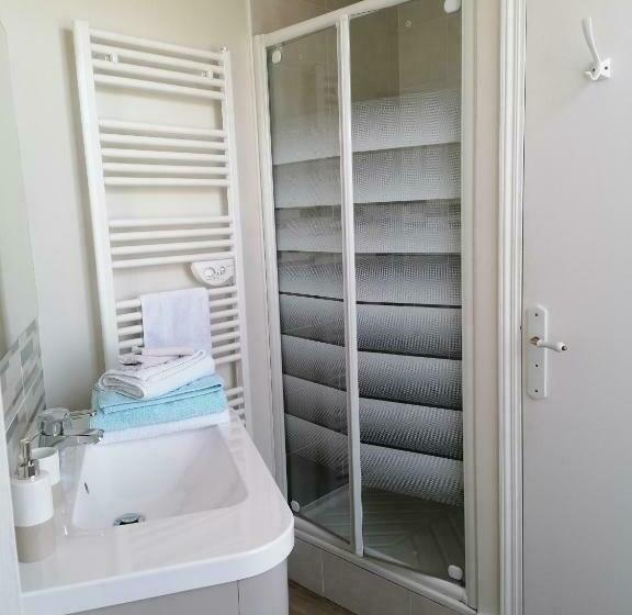 חדר סופריור, Au Puy Des Vérités