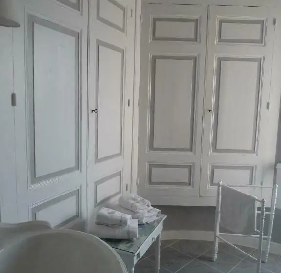 Standard-huone, Château De La Chabroulie