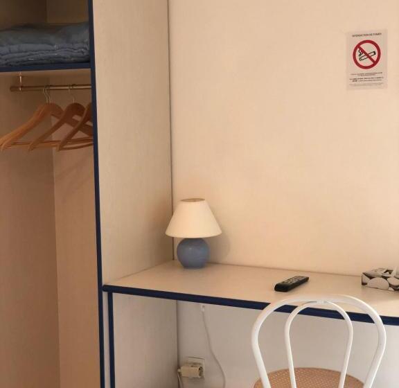 Pokój Standard, Enzo Hotels Neufchâteau By Kyriad Direct