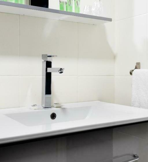 Номер Стандарт, Restaurant Espace Squash 3000