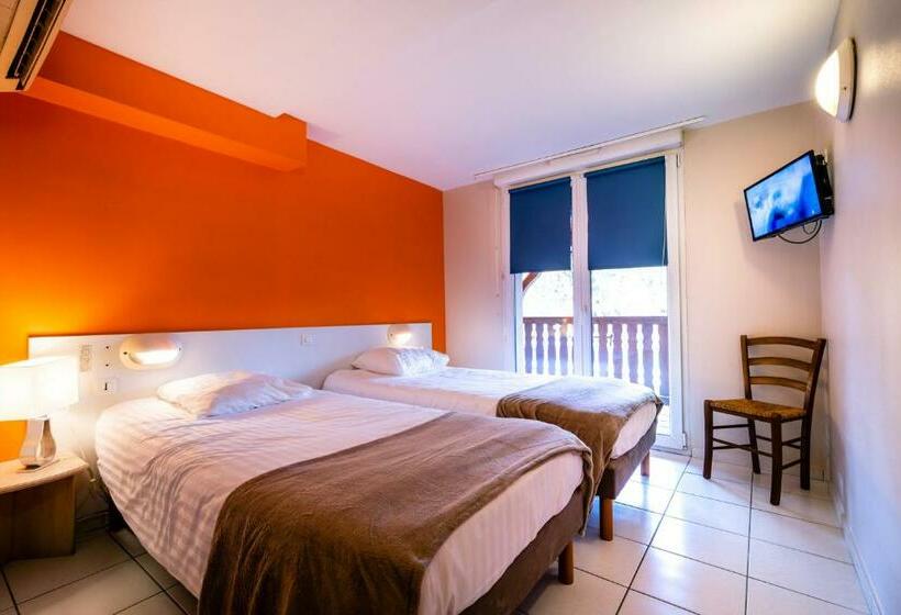 Номер Стандарт, Restaurant Espace Squash 3000