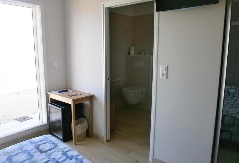 חדר סטנדרט נוף לים עם מרפסת, Au Tapis De Sable