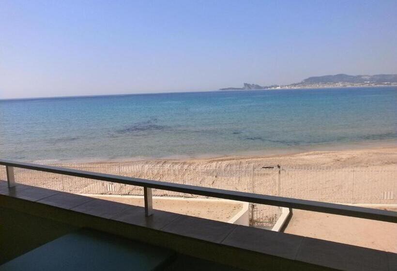 חדר סטנדרט נוף לים עם מרפסת, Au Tapis De Sable