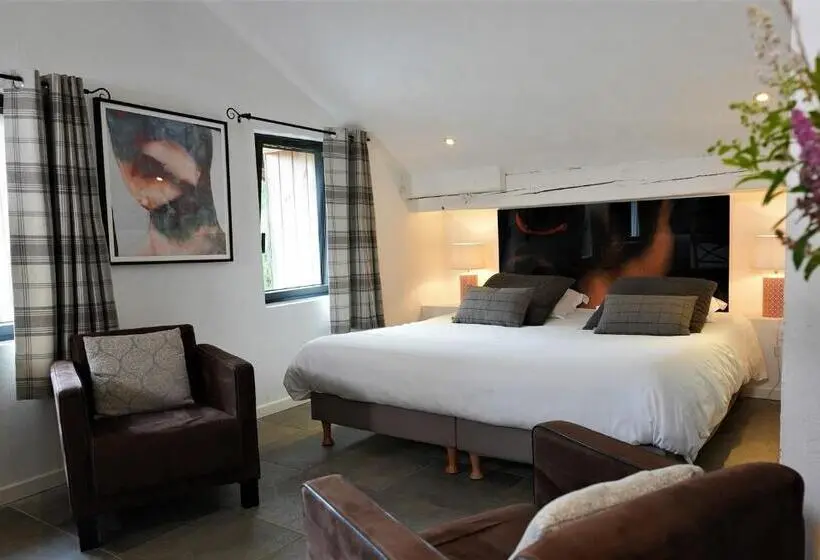 キングサイズベッドのジュニアスイート, Auberge De La Poulcière