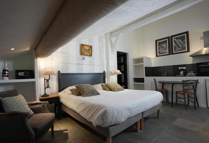 Полулюкс Кровать Кинг, Auberge De La Poulcière