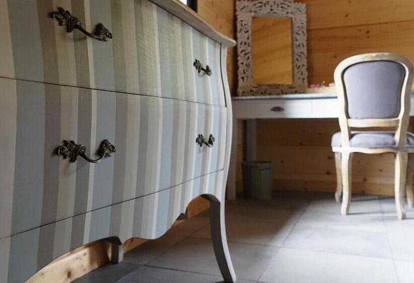 수피리어 스위트, Auberge De La Poulcière