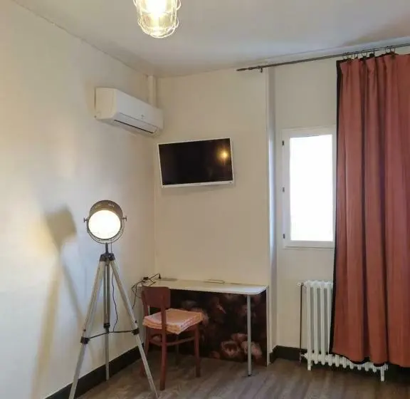 Standard-huone, Cafe De La Gare