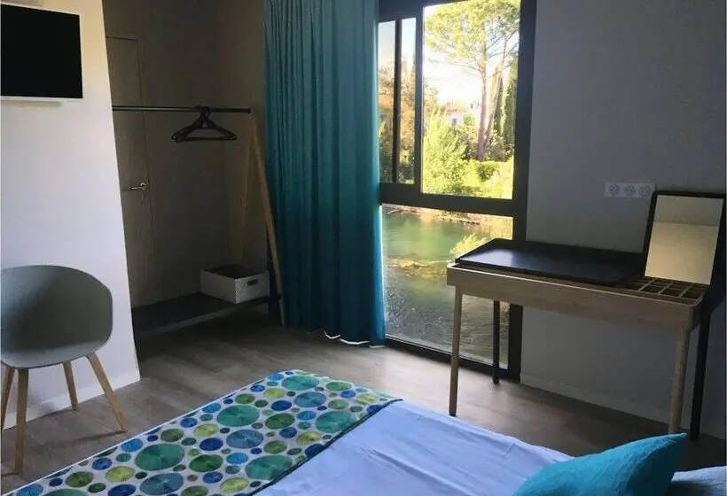 Standard-huone, Cantosorgue