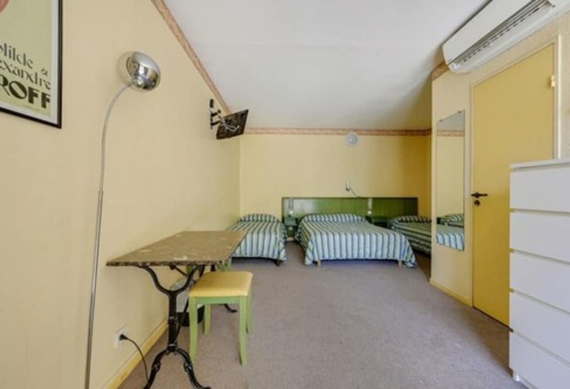 اتاق استاندارد چهار تخته, Cantosorgue