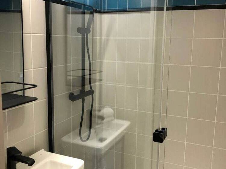 اتاق استاندارد چهار تخته, Cantosorgue