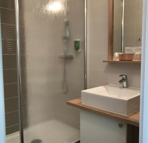 Comfort room with view, Chantereyne