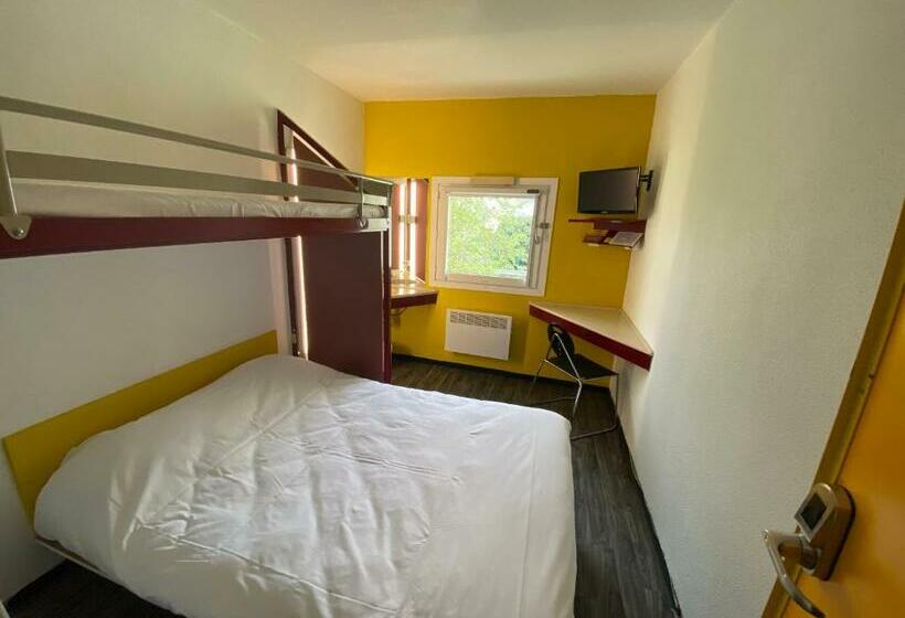 Habitación Estándar Baño Compartido, Class Eco Chambly