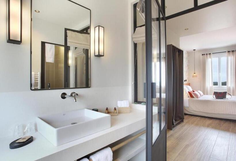 סוויטת ג'וניור נוף לים, De Charme Bello Visto