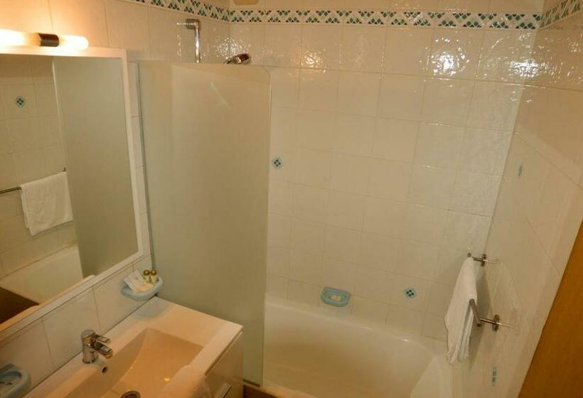 Номер Стандарт, Du Clocher