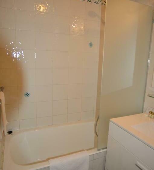 Номер Стандарт, Du Clocher