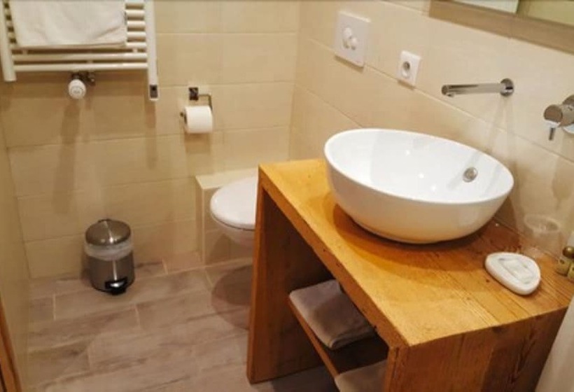 Номер Стандарт Трехместный, Du Clocher