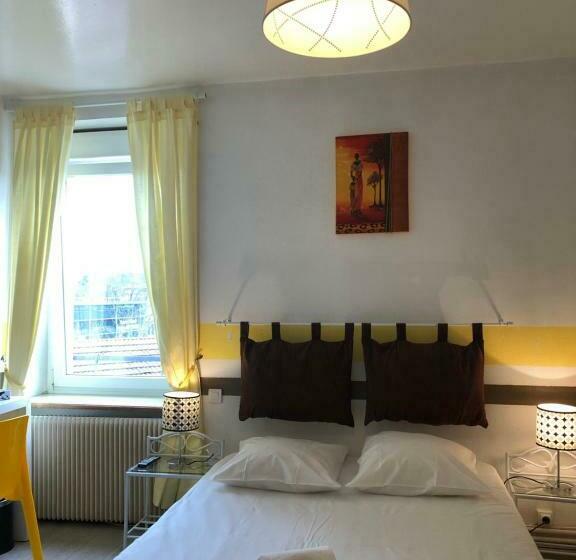 Номер Стандарт, Enzo Hotels Neufchâteau By Kyriad Direct