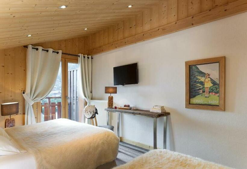 Номер Стандарт Трехместный, Hôtel Et Spa Le Delta