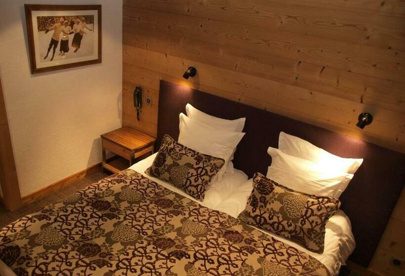 חדר סטנדרט לארבעה, Hôtel Et Spa Le Delta