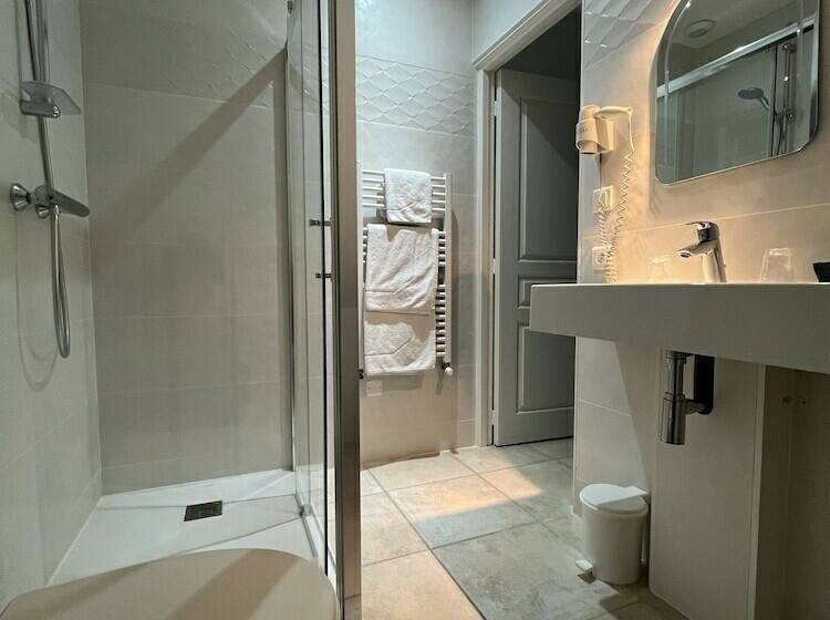 חדר סטנדרט, Bon Encontre