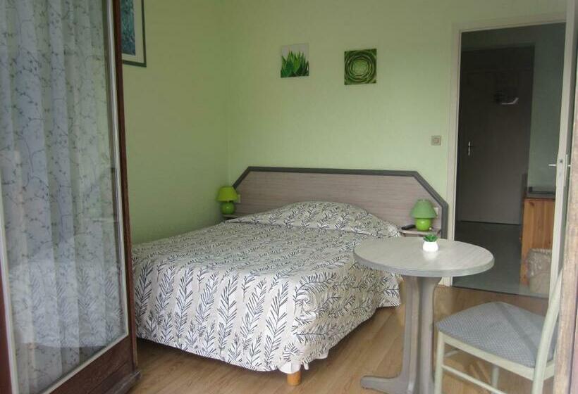 스탠다드 룸, Hôtel Café Du Palais