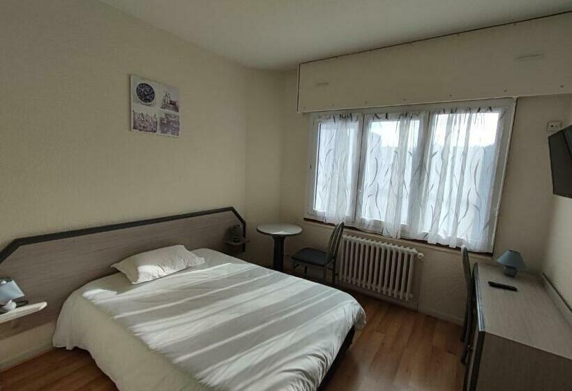 스탠다드 룸, Hôtel Café Du Palais