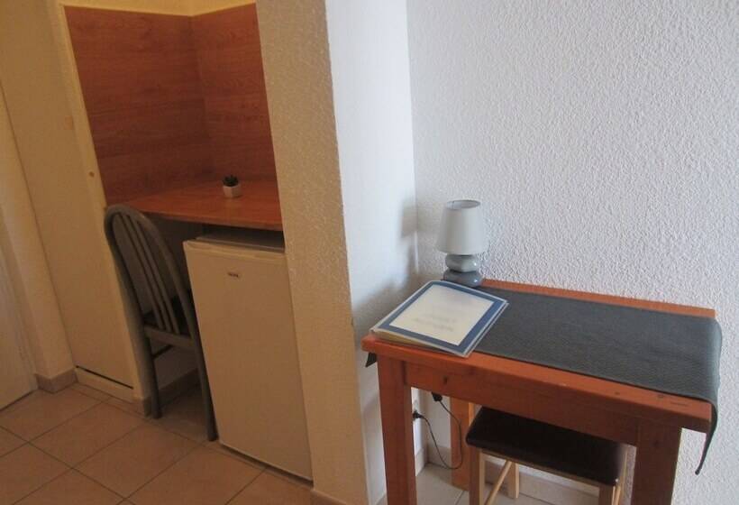 스탠다드 룸, Hôtel Café Du Palais