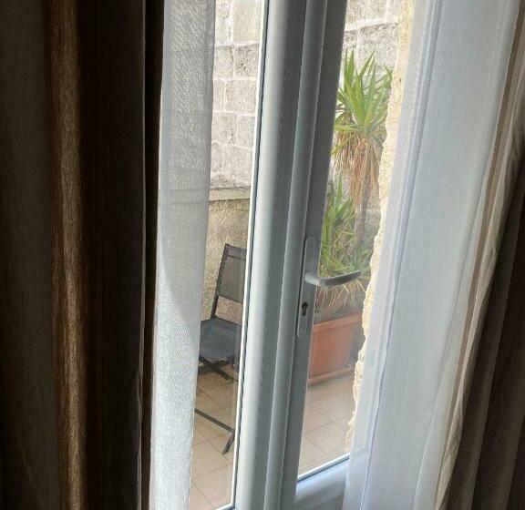 חדר סטנדרט, Hôtel Restaurant Le Provençal