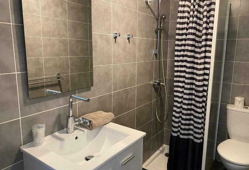 חדר סטנדרט, Hôtel Restaurant Le Provençal