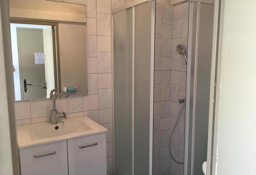 חדר בסיסי, Hôtel Restaurant Le Provençal