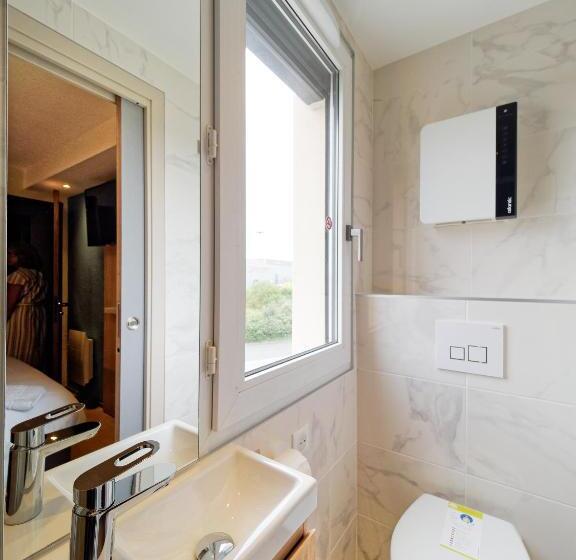 Номер Стандарт Трехместный, Kyriad Direct Saint Brieuc   Parc Des Expositions