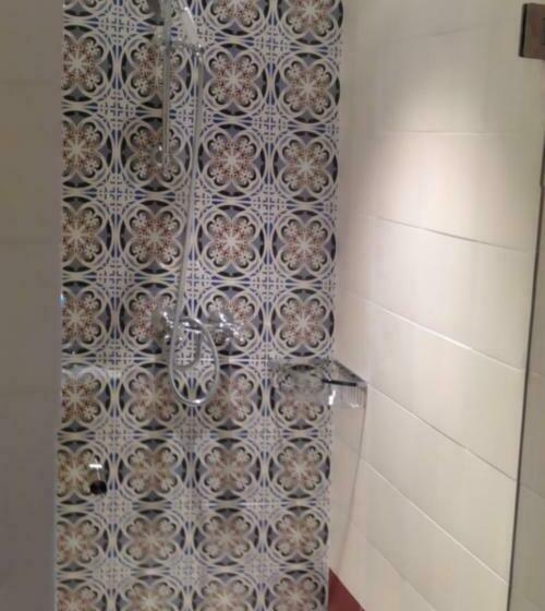 غرفة قياسية, La Regence