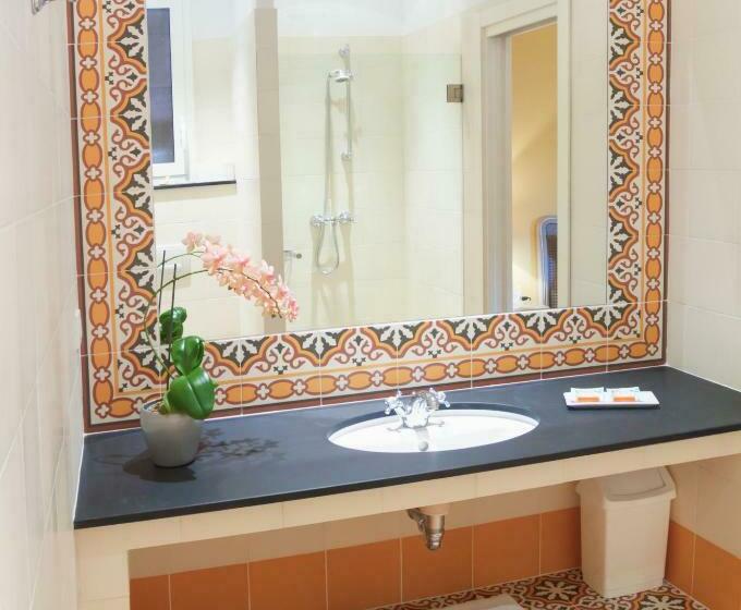 غرفة قياسية, La Regence